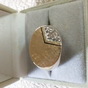Men's 14k solid gold signet ring